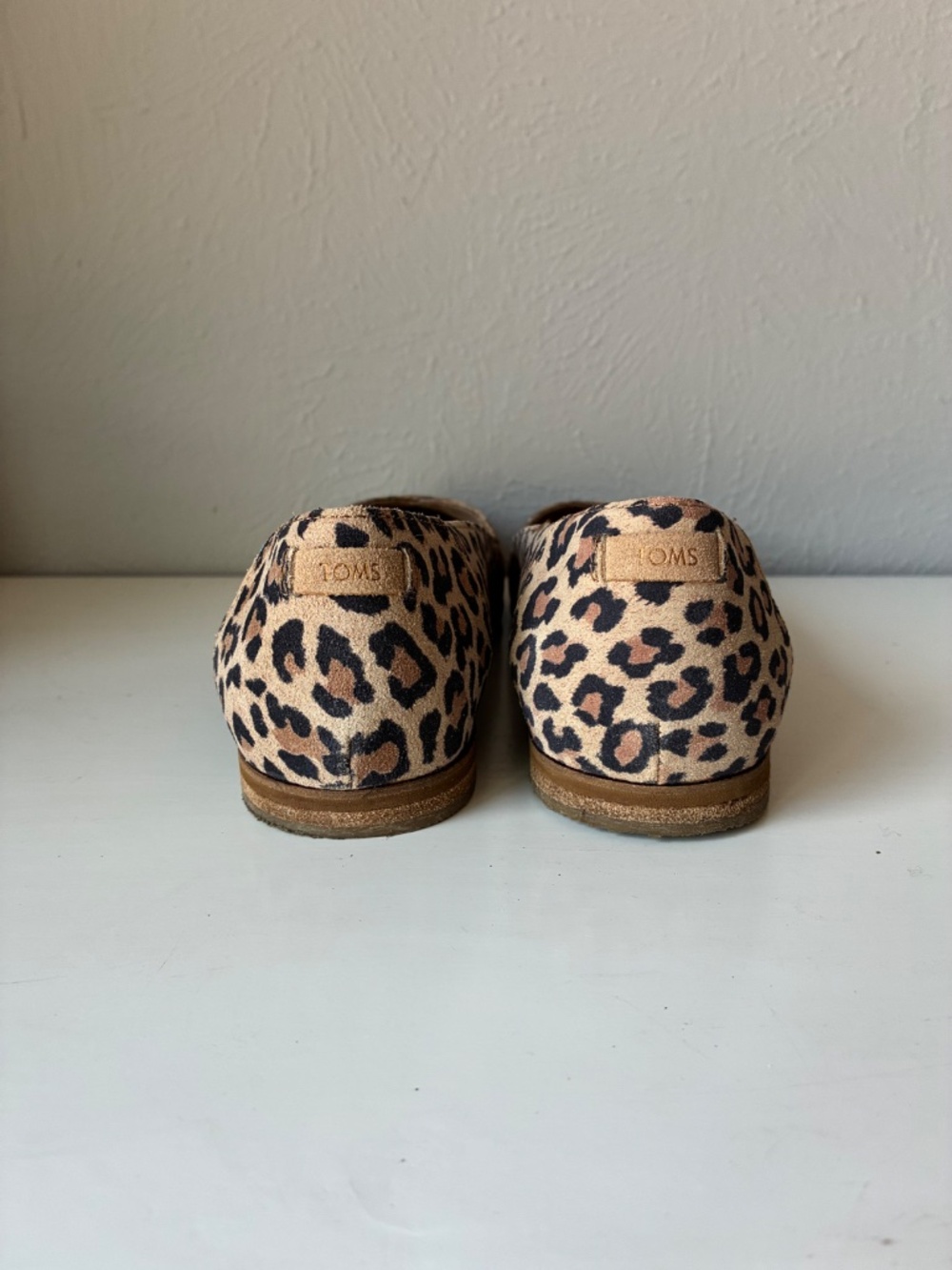 TOMS Leopard Print Flats | Women's 6 | New Without Box | NWOB - Picture 3 of 4